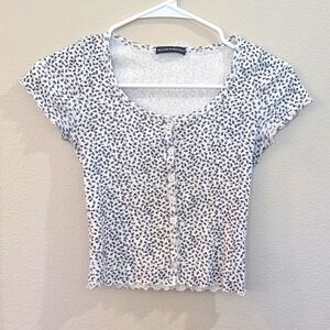 Brandy Melville Black and White Flowers Crop Top
